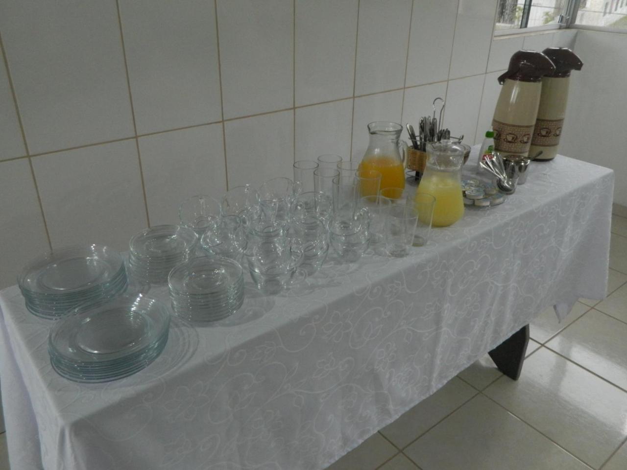 Practic Pousada Aparecida  Eksteriør bilde